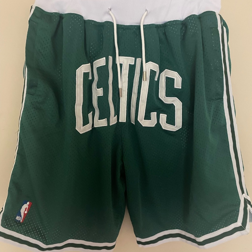 Just don shorts vintage Boston Celtics